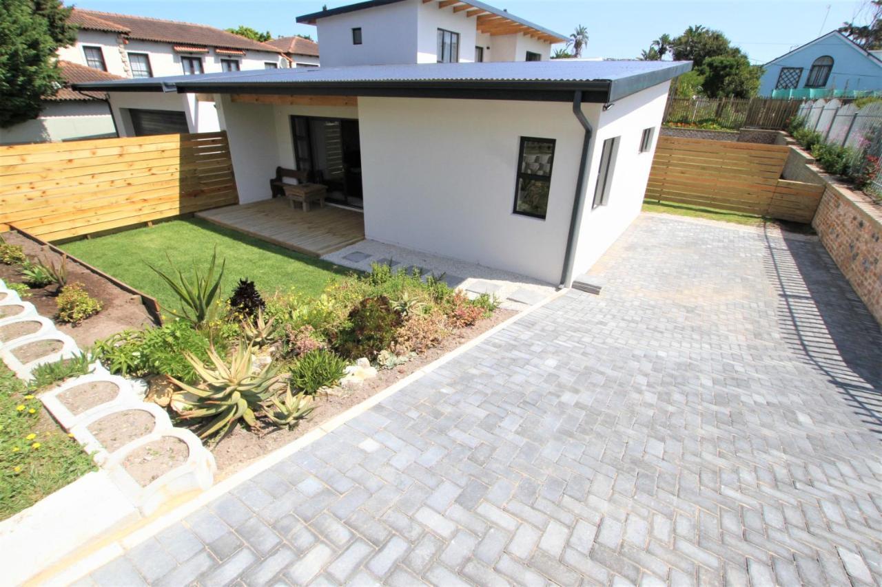 Garden Flat - Walk To The Beach Plettenberg Bay Exterior foto